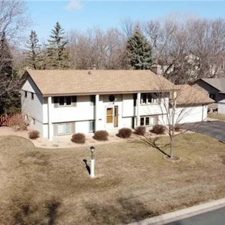 Buy this 5 bed house on 1000 Leisure Lane in Burnsville, MN 55337