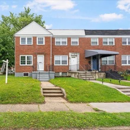 Image 3 - 4013 Chesterfield Avenue, Baltimore, MD 21213, USA - House for sale