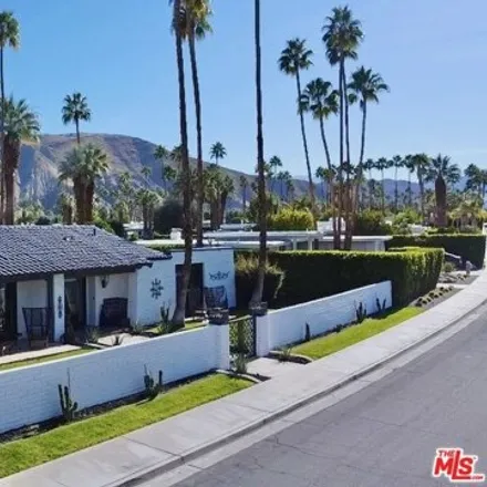 Rent this 4 bed house on 2154 Caliente Road in Palm Springs, CA 92264