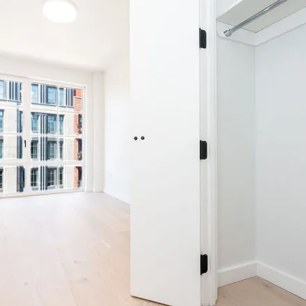 Image 4 - 37-21 32nd Street, New York, NY 11101, USA - Apartment for rent