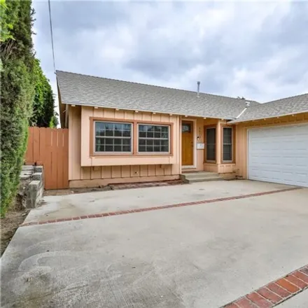 Buy this 3 bed house on 6621 Sunnyslope Avenue in Los Angeles, CA 91401