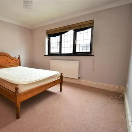 Image 6 - Dane House, 21-32 Hadham Road, Bishop's Stortford, CM23 2PT, United Kingdom - Room for rent