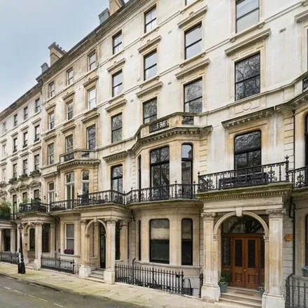 Rent this 3 bed townhouse on 15 Ennismore Gardens in London, SW7 1NF