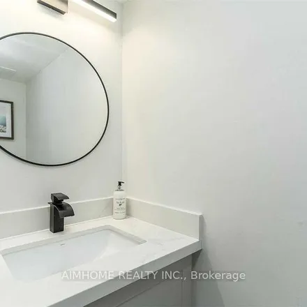 Image 4 - 58 Ardgowan Crescent, Toronto, ON M1V 1V0, Canada - Apartment for rent