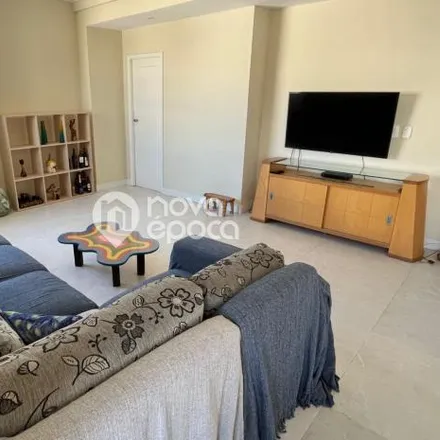Buy this 4 bed apartment on Rua Paissandu 160 in Laranjeiras, Rio de Janeiro - RJ