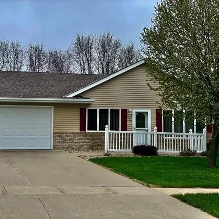 Buy this 2 bed house on 858 Homewood Avenue in Worthington, MN 56187