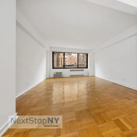 Buy this 1 bed condo on 200 East 36th Street in New York, NY 10016