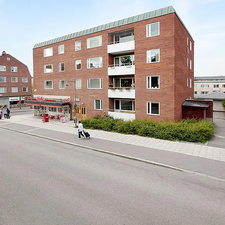 Rent this 4 bed apartment on 11:ans Grill in Samuel Permans gata, 831 80 Östersund