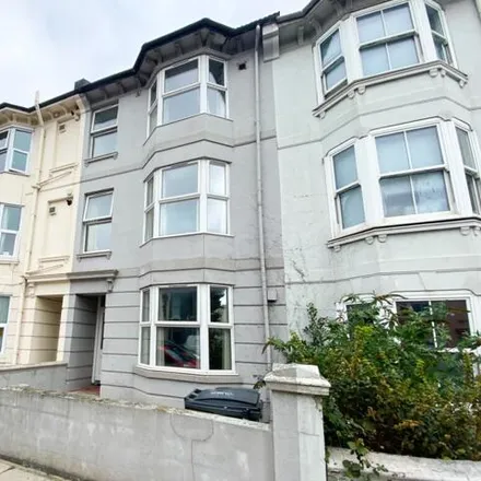 Rent this 9 bed townhouse on China Chef Express in 15 Beaconsfield Road, Brighton