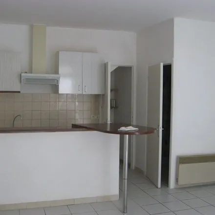 Image 3 - 3 Grande Rue, 26400 Grane, France - Apartment for rent