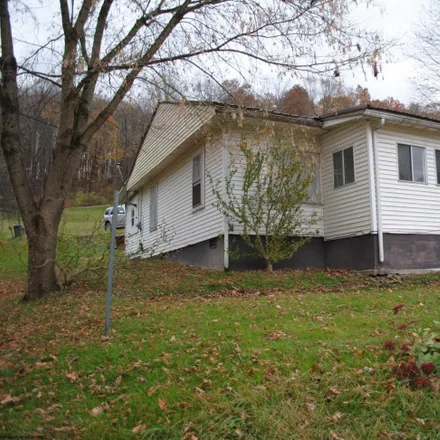 Buy this 2 bed house on 100 East Crim Avenue in Belington, Barbour County