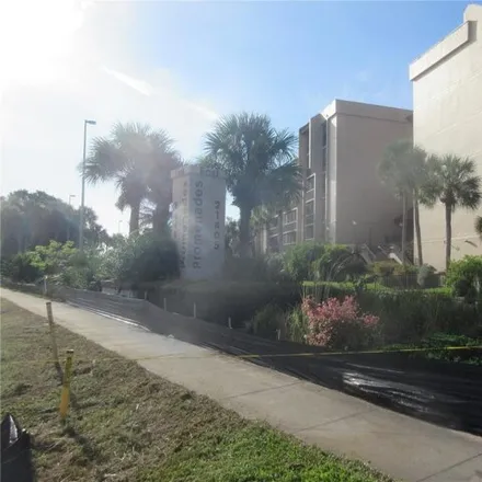 Rent this 2 bed condo on 21371 Olean Boulevard in Port Charlotte, FL 33952