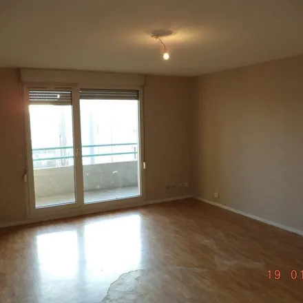 Rent this 4 bed apartment on 74 Rue Challemel-Lacour in 69007 Lyon, France