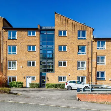 Rent this 2 bed apartment on Beeches Bank in Sheffield, S2 3RL