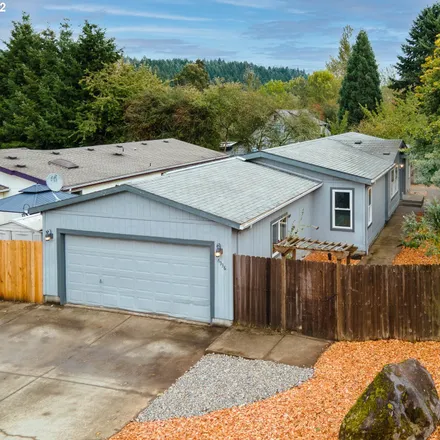 Buy this 3 bed house on 6336 Southeast 142nd Avenue in Portland, OR 97236