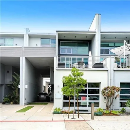 Rent this 2 bed house on 505 30th Street in Newport Heights, Newport Beach