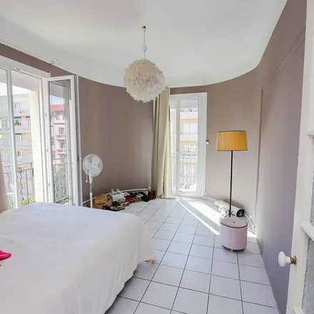 Image 5 - L'Aviso, Rue Auguste Berthon, 83097 Toulon, France - Apartment for rent