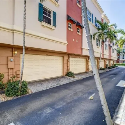 Image 8 - 1077 Northeast 17th Way, Fort Lauderdale, FL 33304, USA - Townhouse for sale