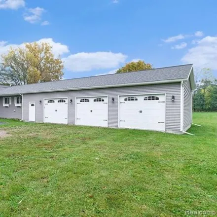 Image 4 - Crosby Road, Genesee Charter Township, MI 48506, USA - House for sale