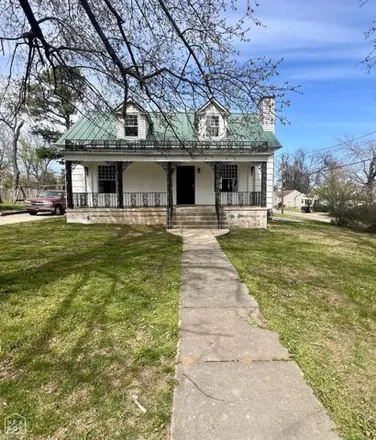 Image 2 - 322 North 5th Street, Paragould, AR 72450, USA - House for sale