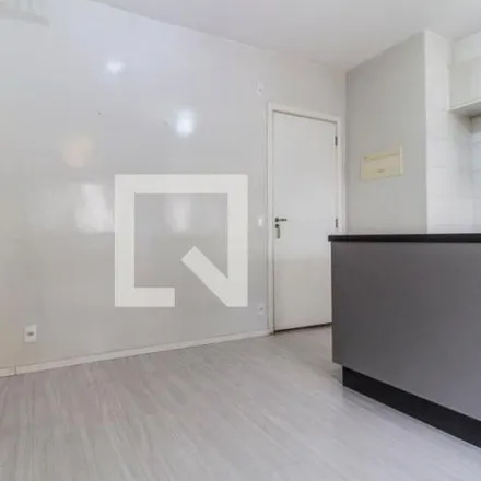 Rent this 2 bed apartment on Escola Municipal de Ensino Fundamental Professora Elvira Lefevre Salles Nemer in Avenida Henriqueta Mendes Guerra 1168, Centro