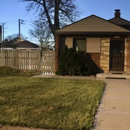 Buy this 3 bed house on 3530 West 80th Street in Chicago, IL 60652