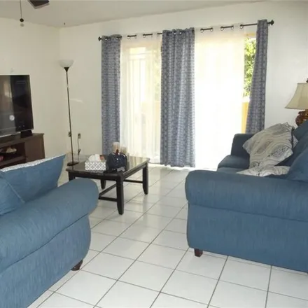 Image 2 - 1541 West 44th Place, Hialeah, FL 33012, USA - Condo for sale
