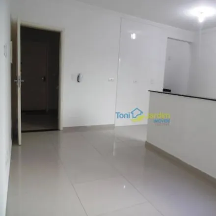 Buy this 2 bed apartment on Rua dos Congregados in Jardim Santo Antônio, Santo André - SP