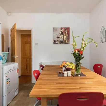 Rent this 4 bed apartment on 60 Gosterwood Street in London, SE8 5NZ