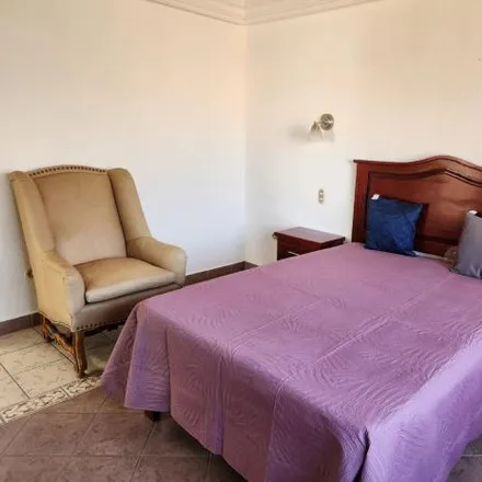 Rent this 1 bed house on Eis Helados Artesanales in Boulevard Jardines de la Hacienda, Lomas de Querétaro