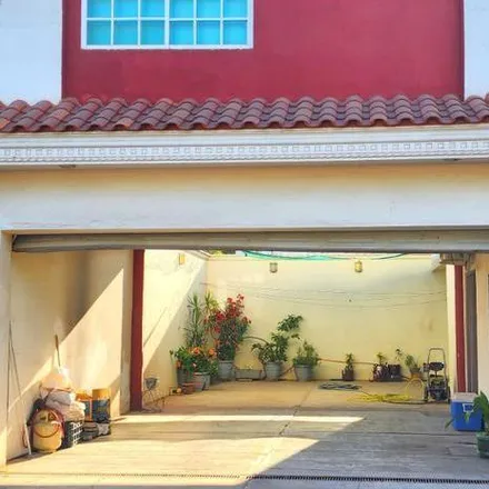 Buy this 5 bed house on Calle Licenciado Benito Juárez in Hidalgo, 80090 Culiacán