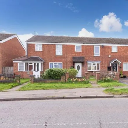 Buy this 3 bed townhouse on Colne Valley Regional Park in Buckinghamshire, SL0 0RR