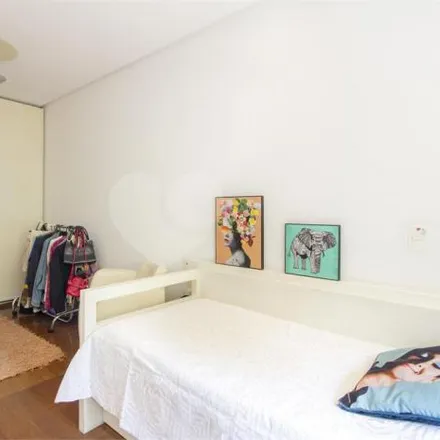 Buy this 3 bed apartment on Rua Padre João Manuel 1173 in Cerqueira César, São Paulo - SP