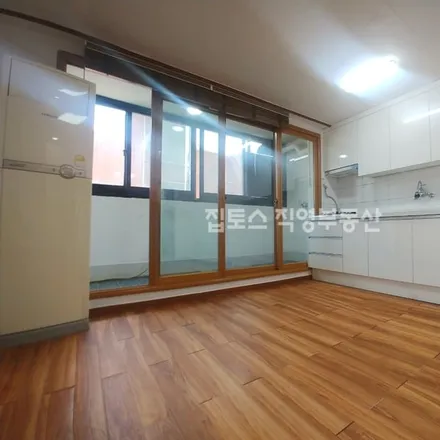 Image 2 - 서울특별시 서초구 양재동 361 - Apartment for rent