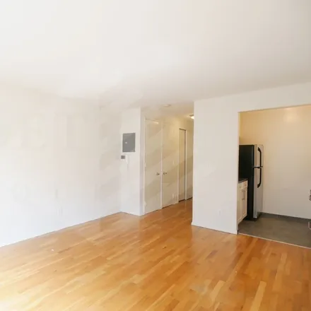 Rent this studio apartment on 253 E 10th St