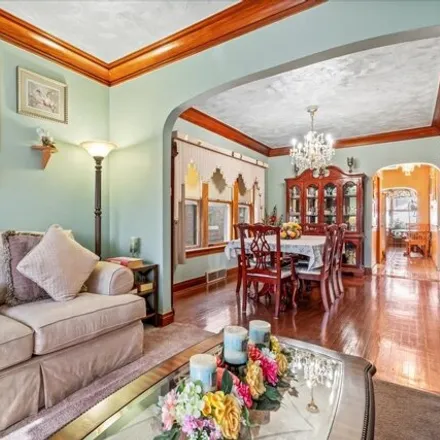 Image 9 - 3536 West 60th Street, Chicago, IL 60629, USA - House for sale