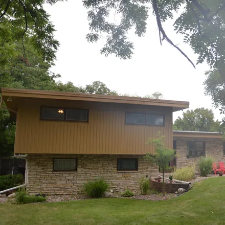 Buy this 4 bed house on 1819 Inwood Road in South Bend, IN 46614