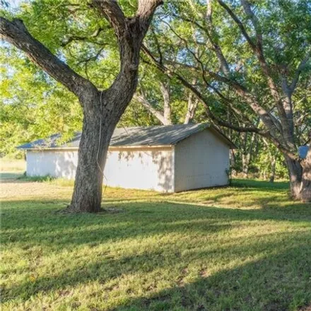 Image 7 - FM 2114, Hill County, TX, USA - House for sale