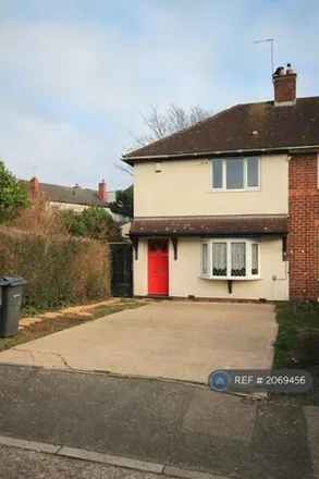 Rent this 3 bed house on 4 Hailsham Road in Erdington, B23 6JR