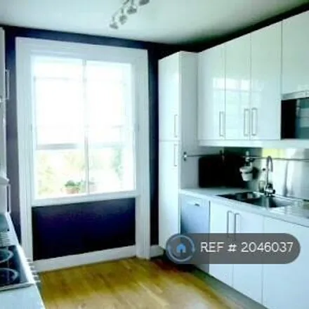 Image 7 - 38 Shooters Hill Road, London, SE3 7BD, United Kingdom - Apartment for rent