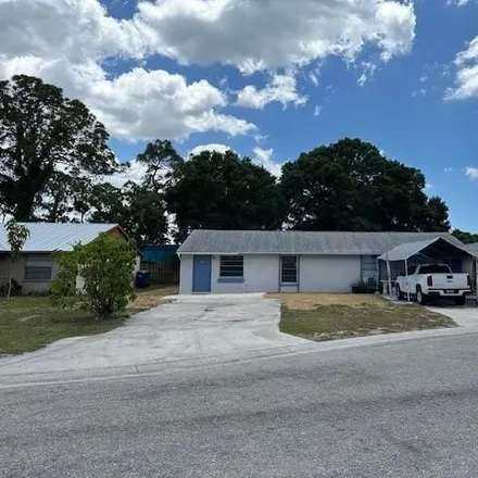 Buy this studio house on 556 61st Avenue Terrace East in Manatee County, FL 34203