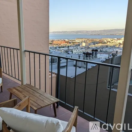 Image 4 - 2152 Leavenworth Street, Unit Chic Russian Hill Condo with Stunning Views - Condo for rent