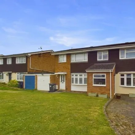 Buy this 3 bed duplex on Aintree Road in Royston, SG8 9TG