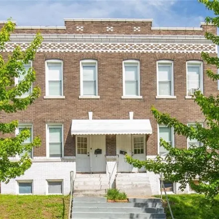 Buy this 6 bed townhouse on 3544 Giles Avenue in St. Louis, MO 63116