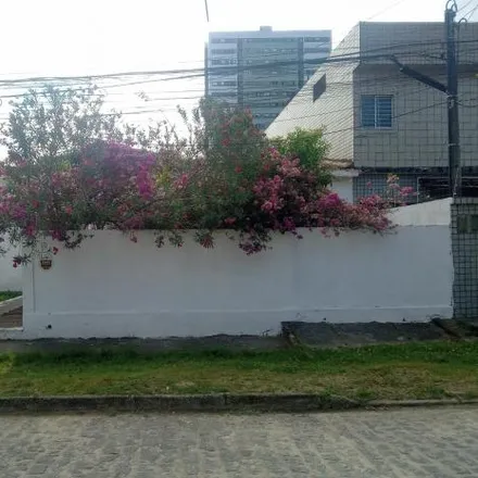 Buy this 3 bed house on Rua Tenente Guimarães 310 in Campo Grande, Recife - PE