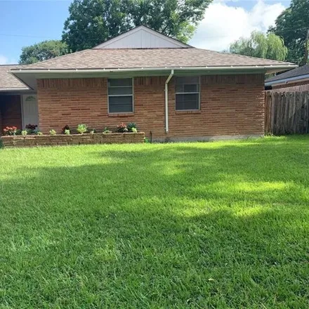 Rent this 3 bed house on 4432 Spellman Road in Houston, TX 77035