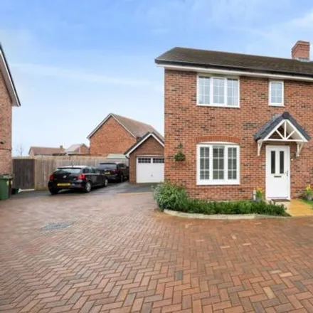 Buy this 4 bed house on Keepsake Gardens in Bramley, RG26 5WN