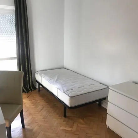Rent this 6 bed apartment on Escola Básica 1 Bairro de São Miguel in Rua Jorge Ferreira de Vasconcelos, 1700-159 Lisbon