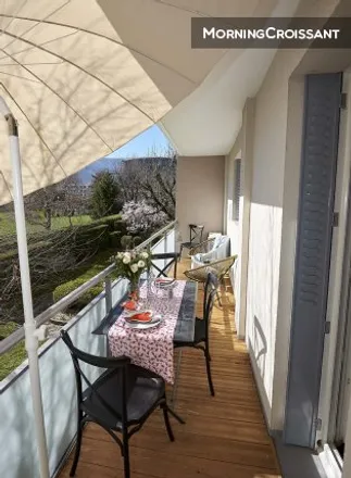 Rent this 1 bed apartment on Grenoble
