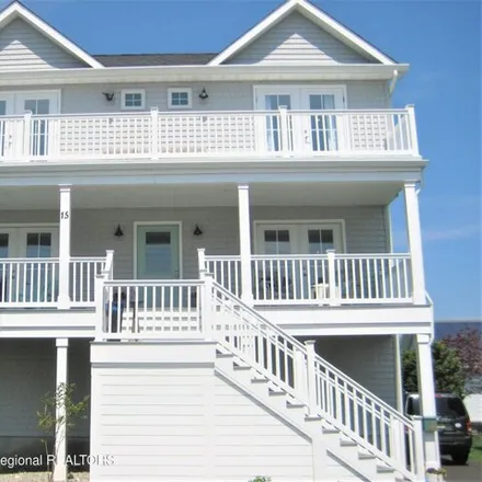 Rent this 5 bed house on Monmouth Beach Elementary School in Griffin Street, Monmouth Beach